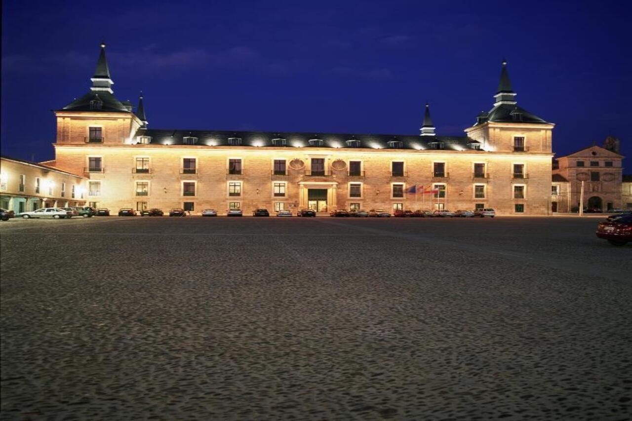 Parador De Лерма Екстериор снимка